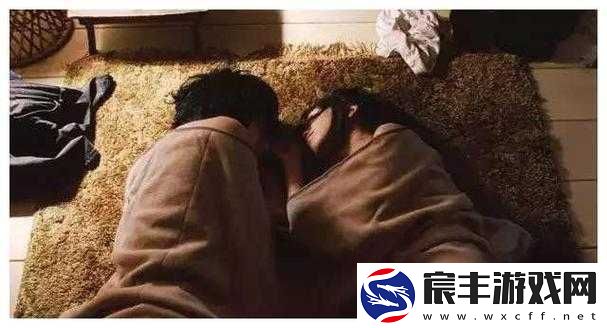 两人一起嗟嗟嗟真人的奇妙经历