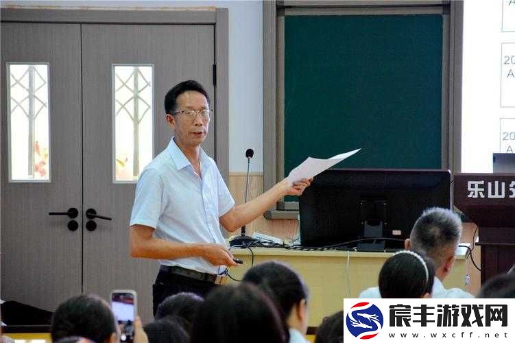 随时随地都能干的学校教师：全能型教师