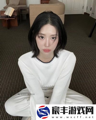 她开始慢迎迎合小心孩子的需求：母爱如涓涓细流-宝宝成长不慌不忙！