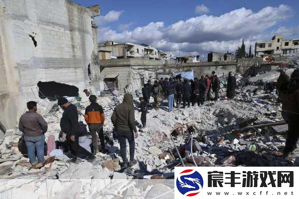 土耳其地震前夕-神秘蓝光与鸟类异象-手游玩家热议自然奇观