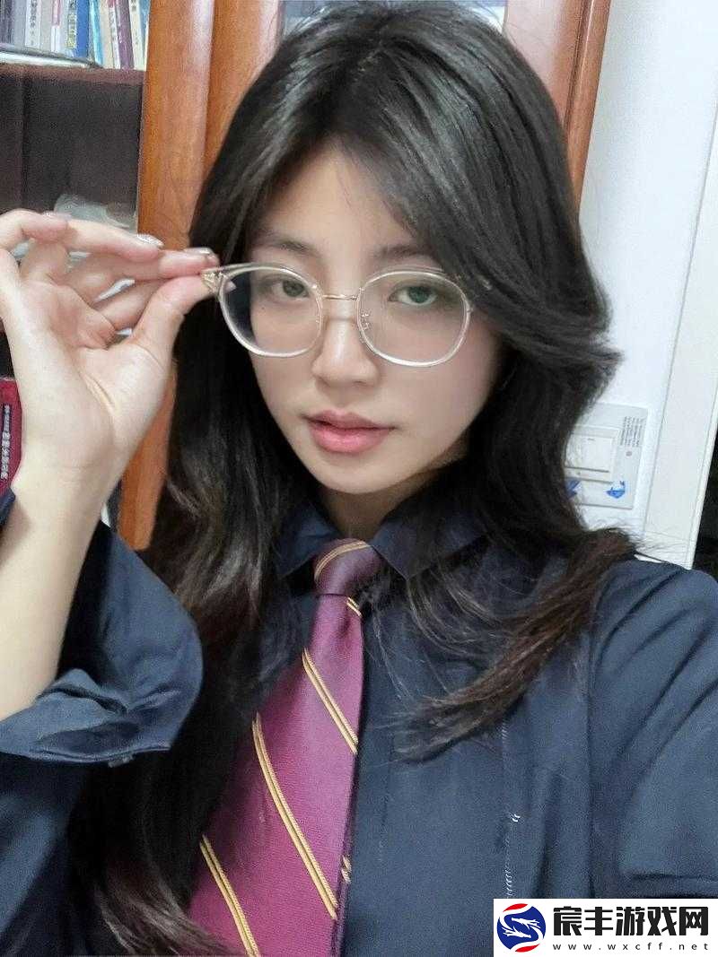 老师：今晚随我弄
