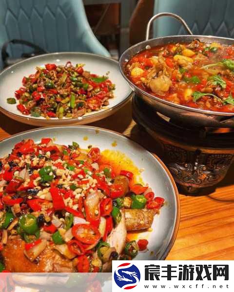 吃饭时某处紧密连接在一起的内涵：餐桌上的亲密无间：品味美食与情感交融的时刻