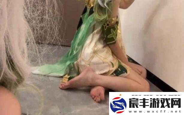 纳西妲腿法娴熟脚法澎湃新闻：须弥国草神的神秘力量