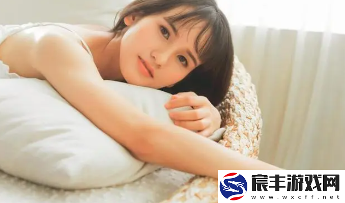 一边下奶一吃敷视频好几个人让哺乳期so-eas：妈妈们都看疯了！