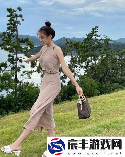 一面膜胸口一面吃下部位片段引热议：又想要精致-又不肯放弃快乐