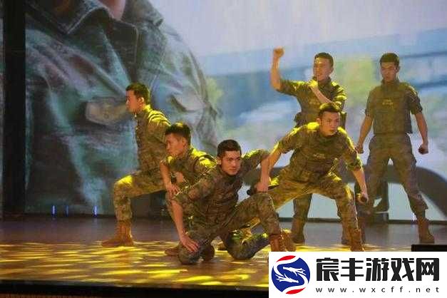 51 吃瓜群众 fun 军训跳舞：活力展现